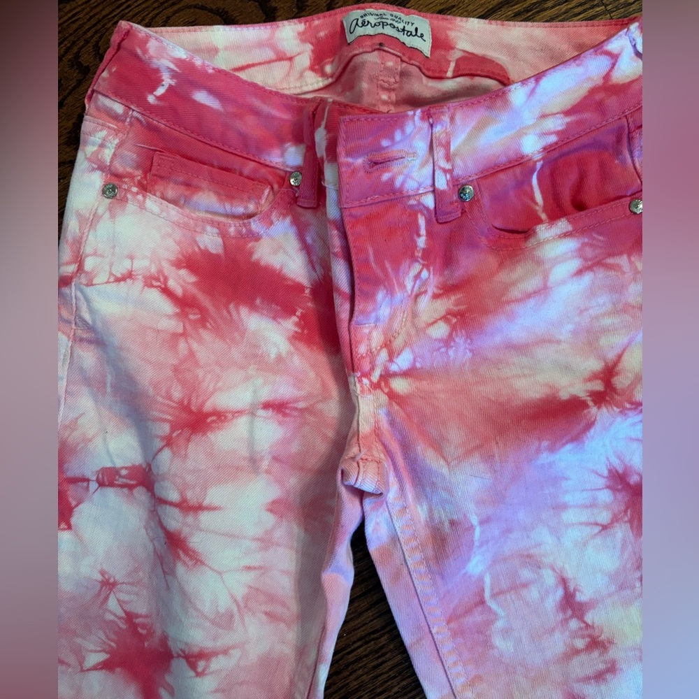 Aeropostale Pink and White Skinny Jeans 
Tie-Dye Effect

LIKE NEW